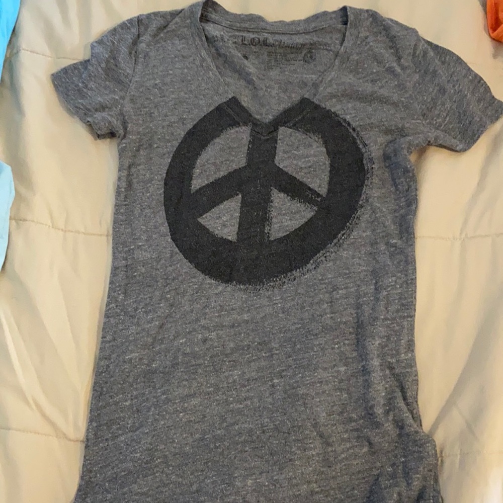 LOL vintage vneck shirt